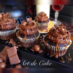 chocolate fudge cupcakes with caramel sauce    